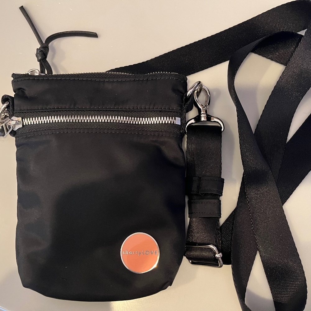 Shortylove shorthand small crossbody black